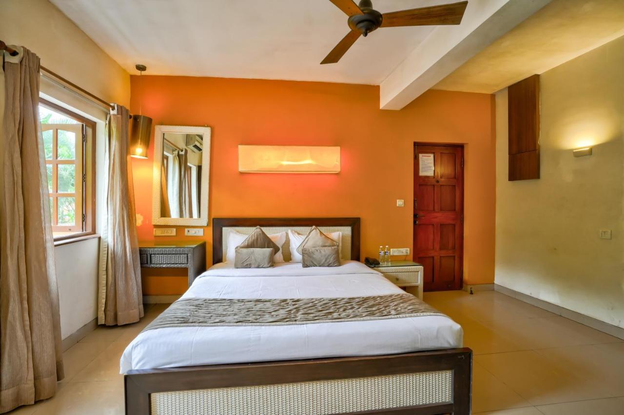Coco Goa Resort & Apartments GOA Exterior photo