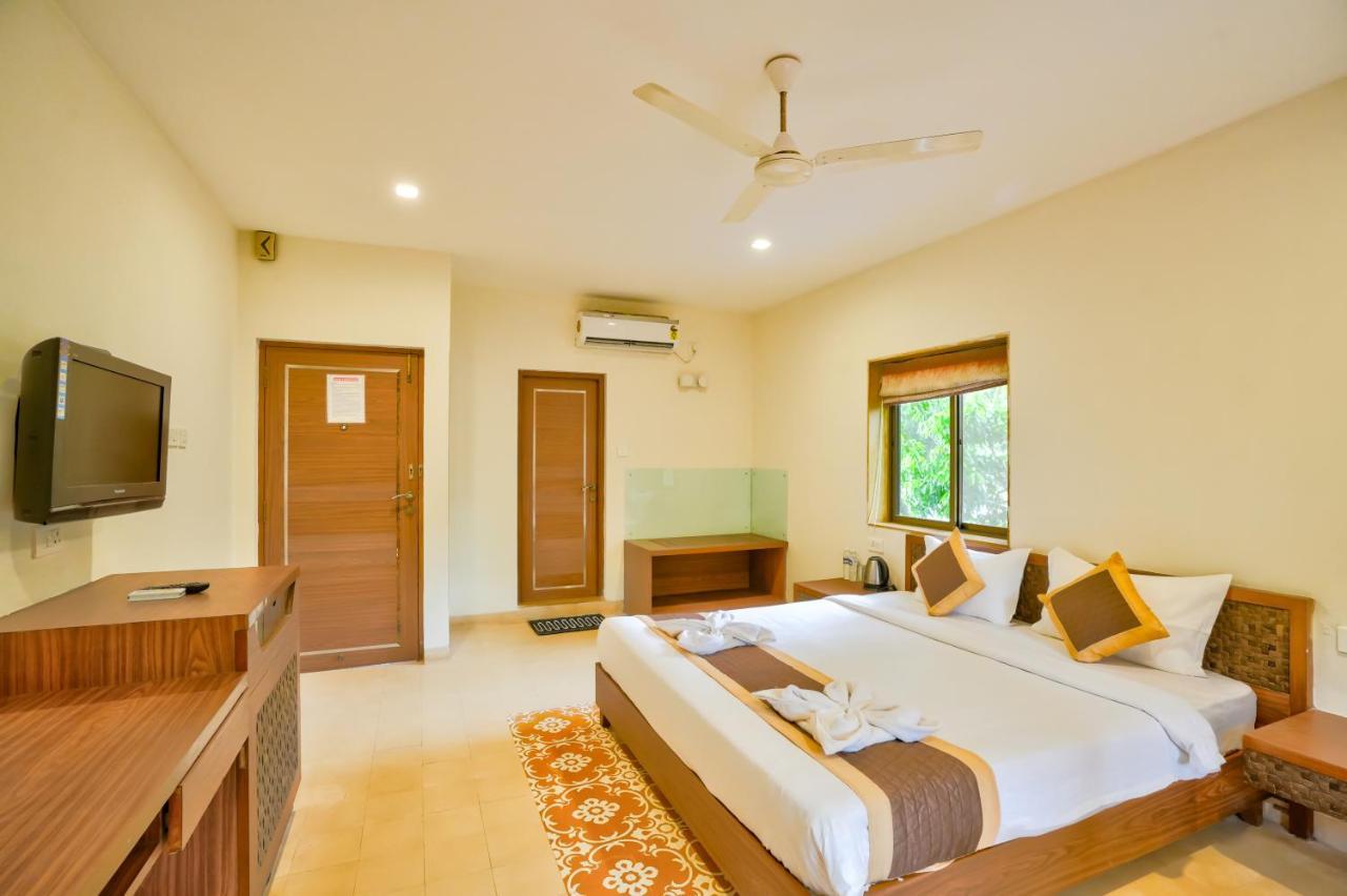 Coco Goa Resort & Apartments GOA Exterior photo